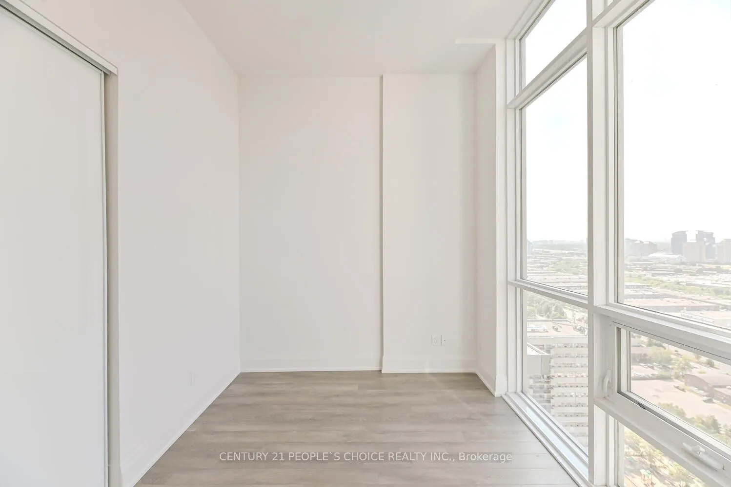 20 Meadowglen Place S #2901