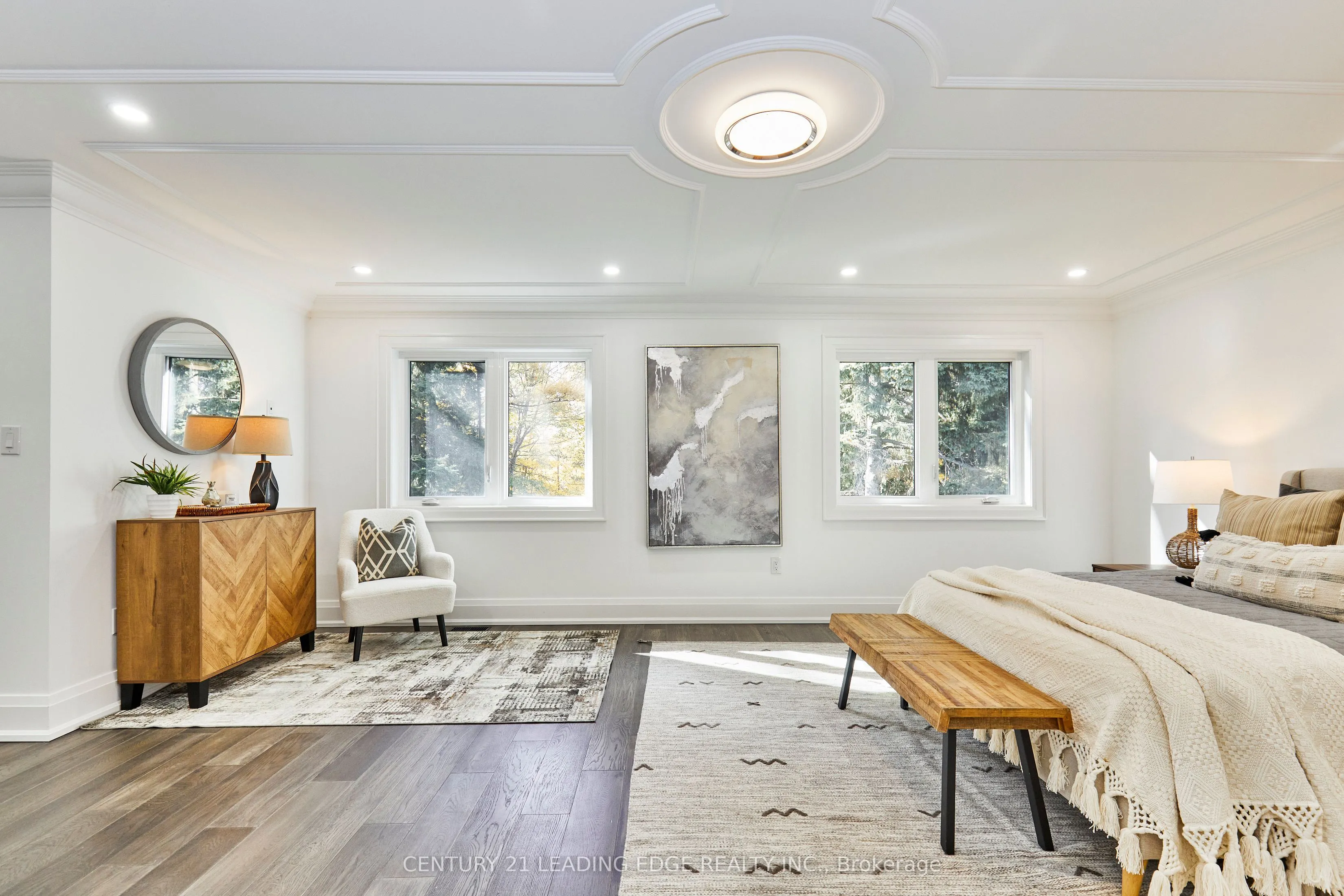 24 Larwood Boulevard