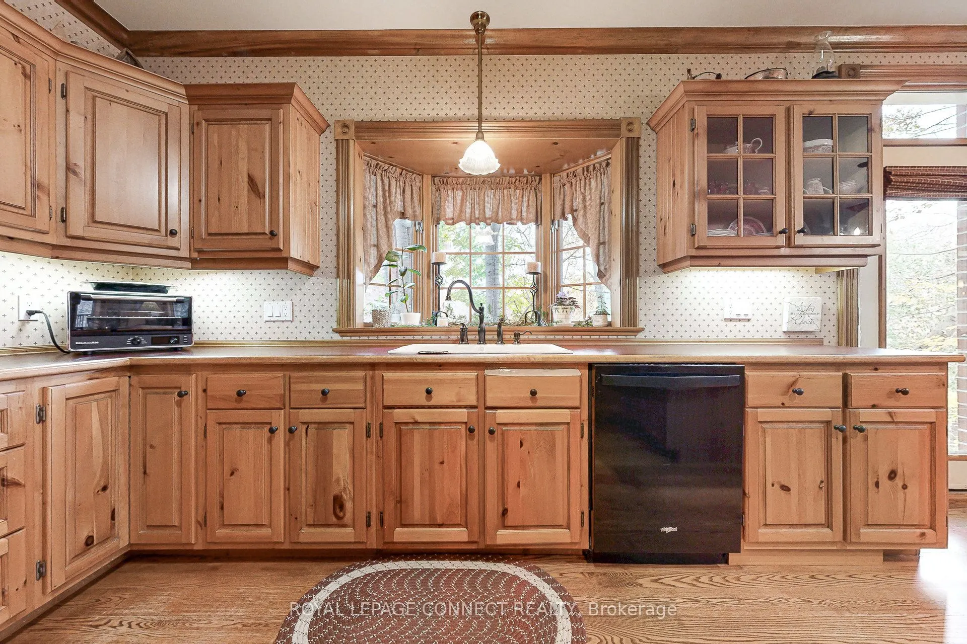 1436 Highbush Trail