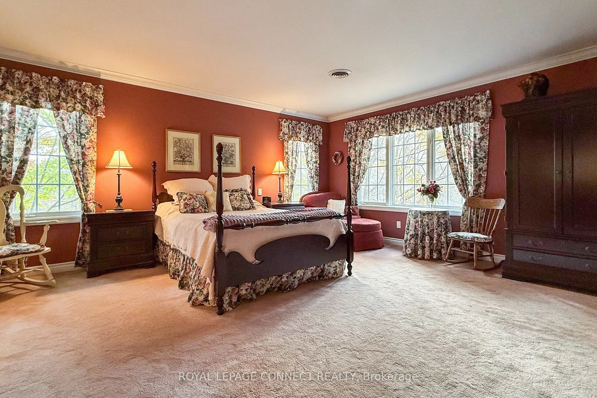 1436 Highbush Trail