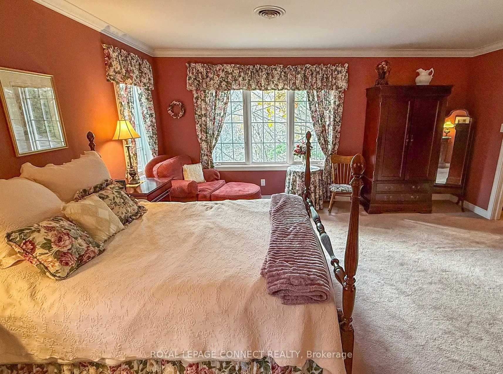 1436 Highbush Trail