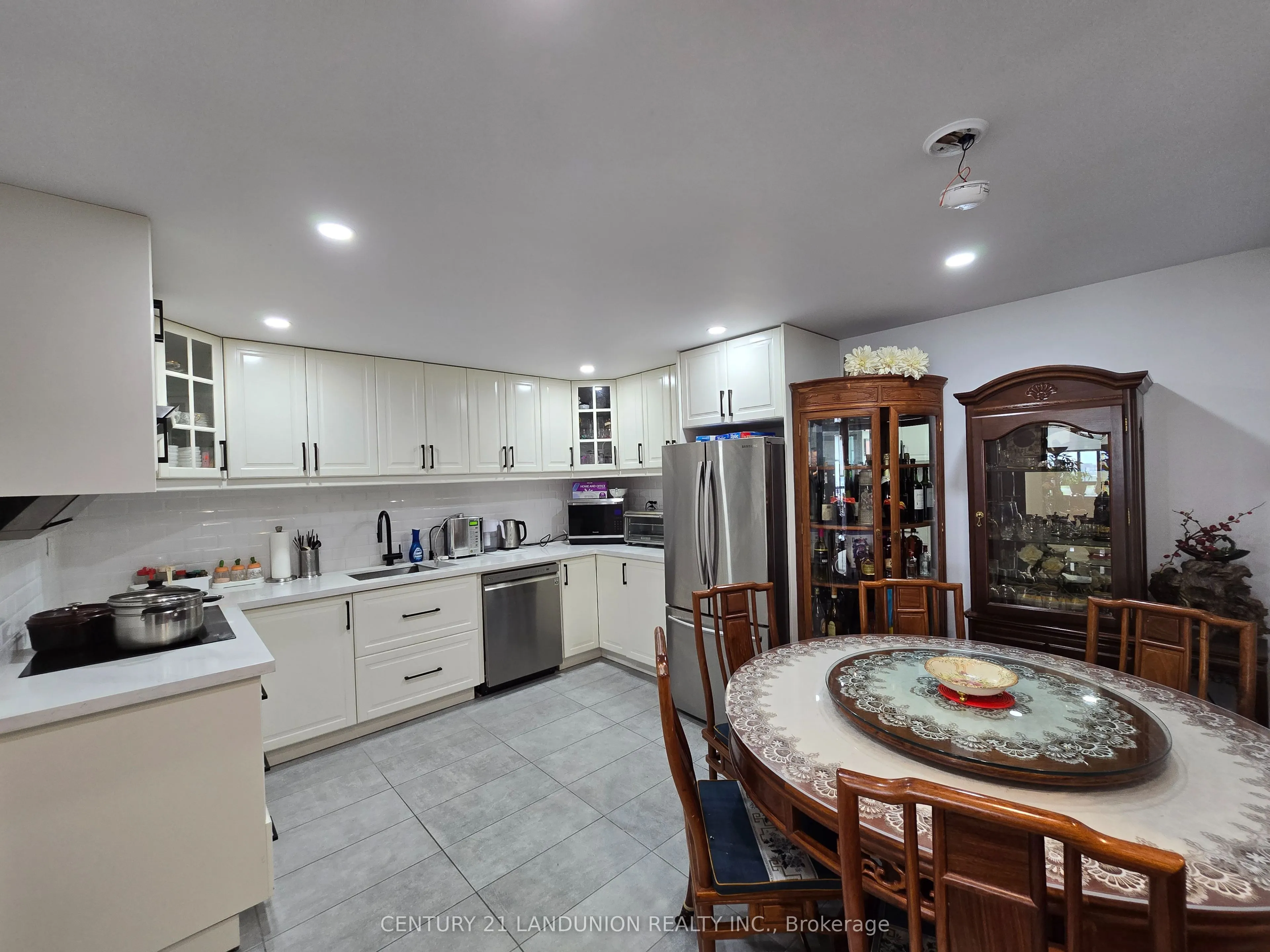 55 Bamburgh Circle #1209