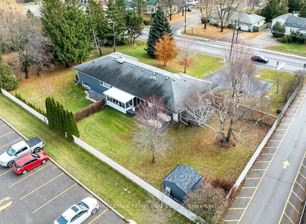 1695 Scugog Street