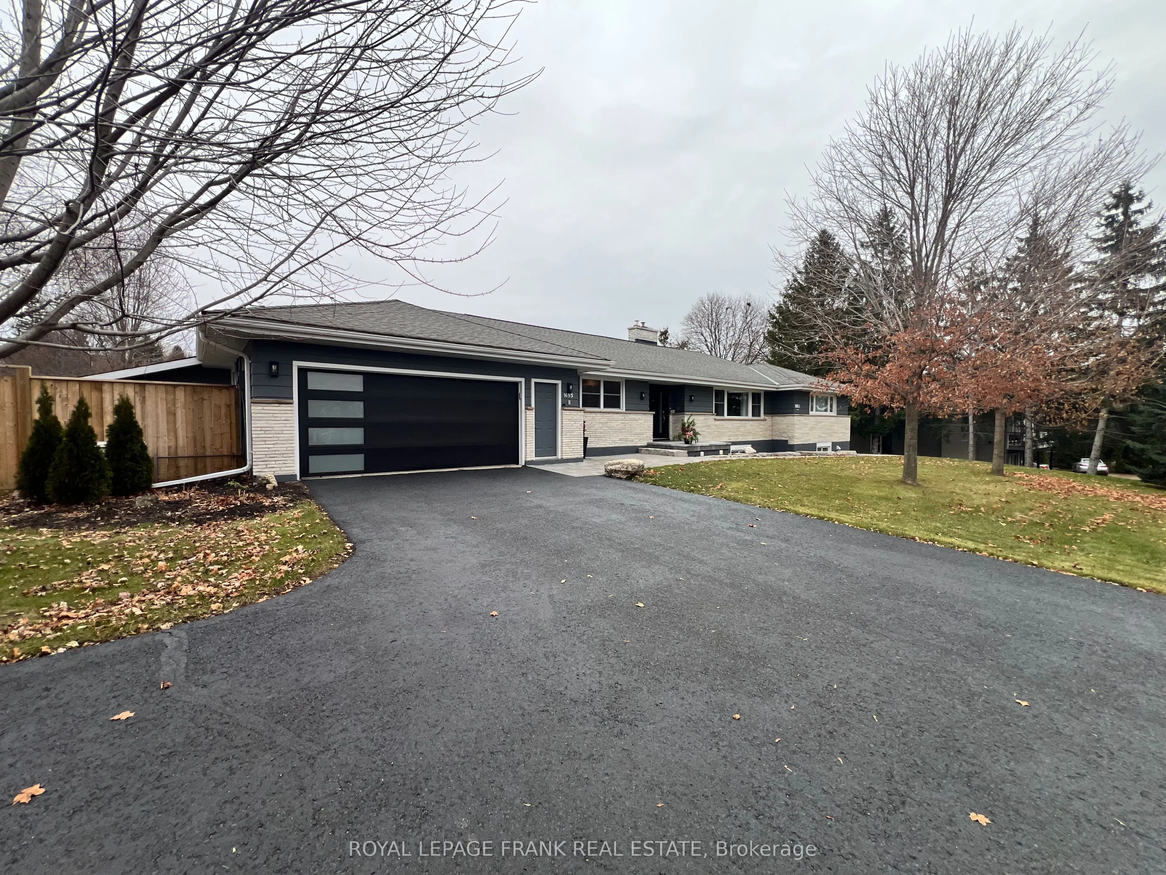 1695 Scugog Street