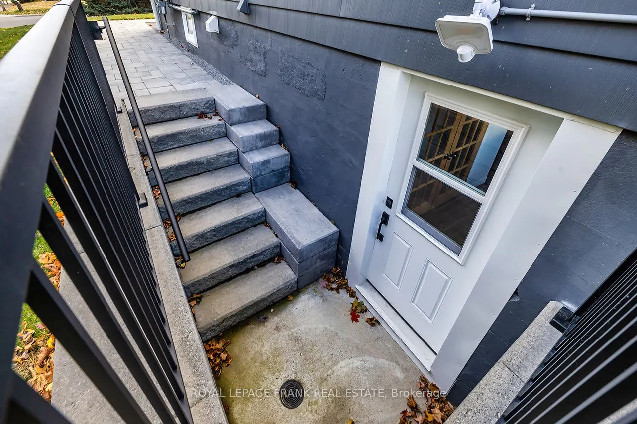 1695 Scugog Street