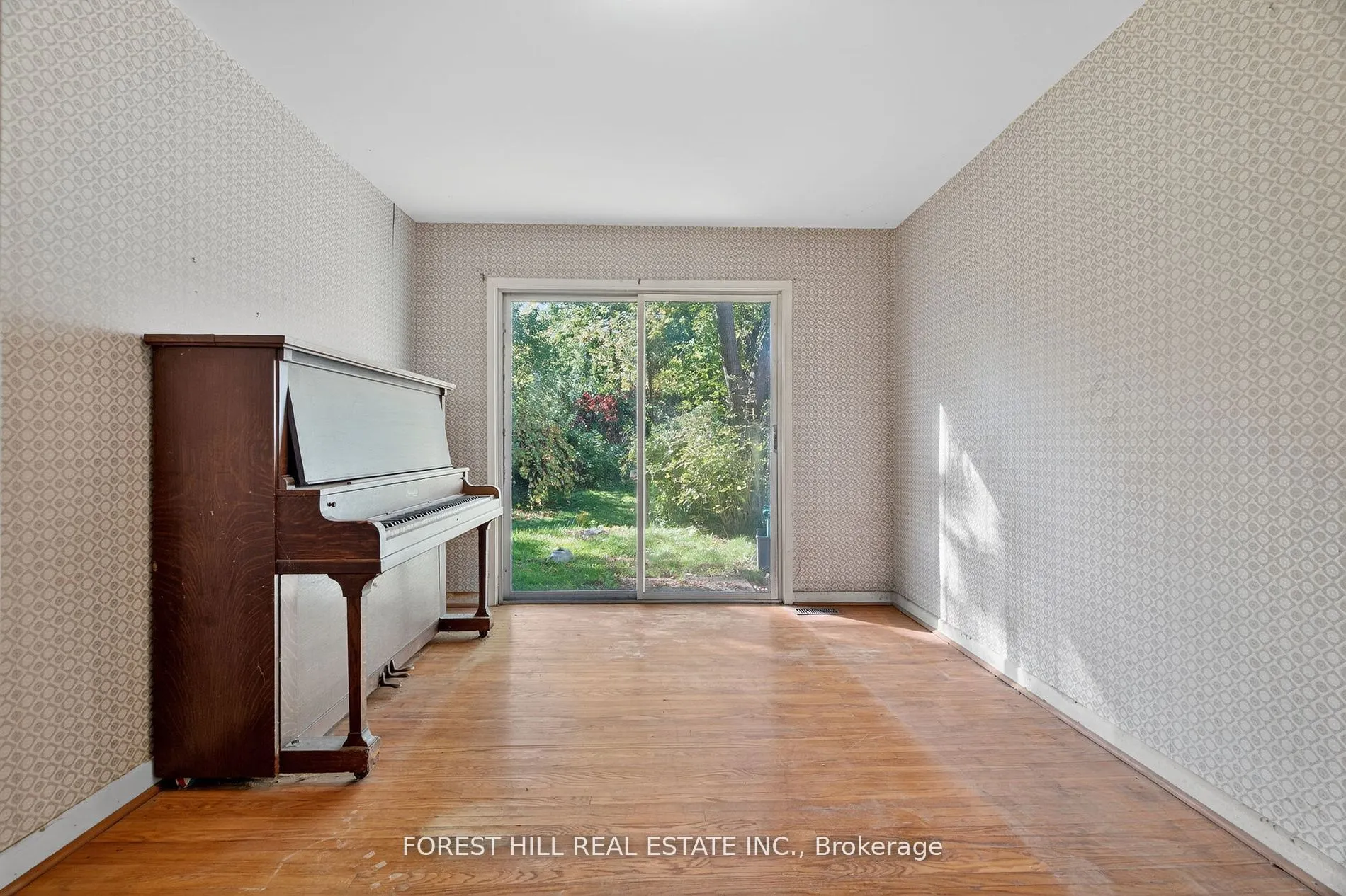 65 Darlingside Drive