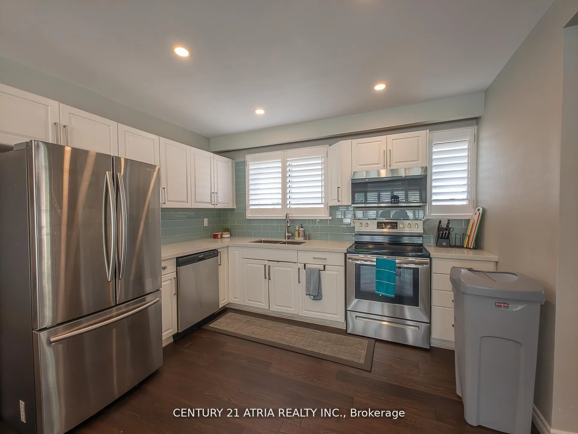 76 Livingston Road