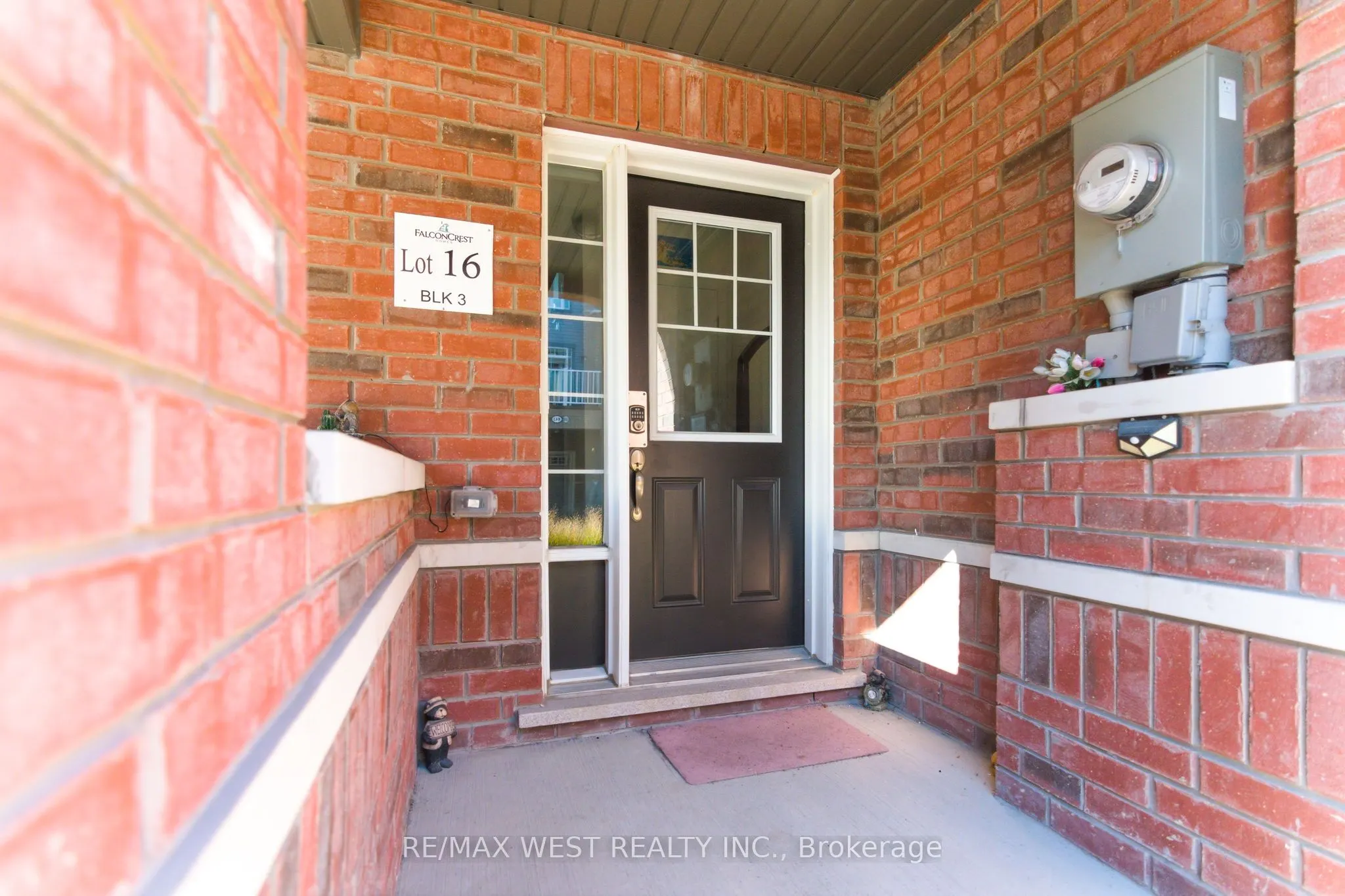846 Atwater Path