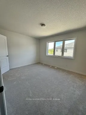 50 Sorbara Way W