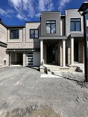 50 Sorbara Way W