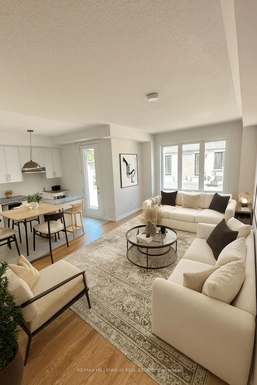 50 Sorbara Way W