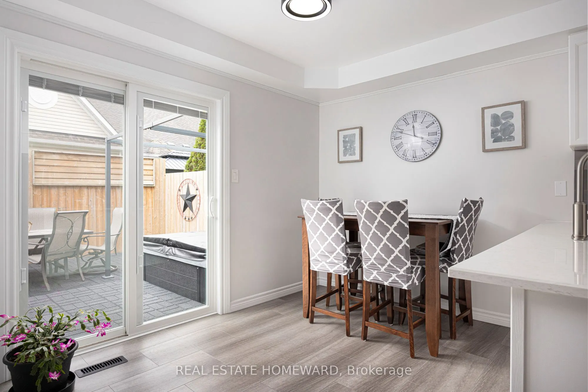 49 Waterview Lane