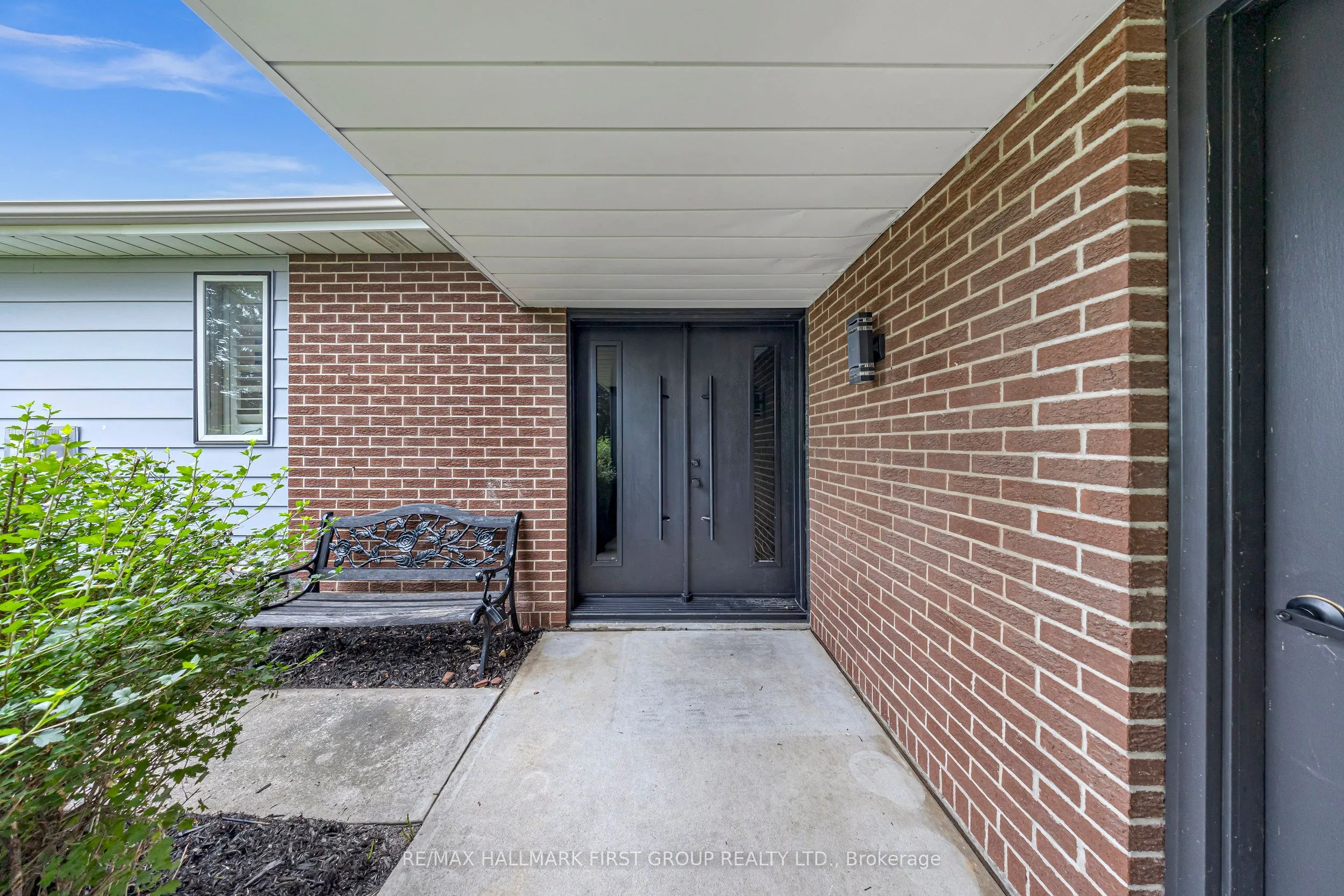 890 Briarwood Drive