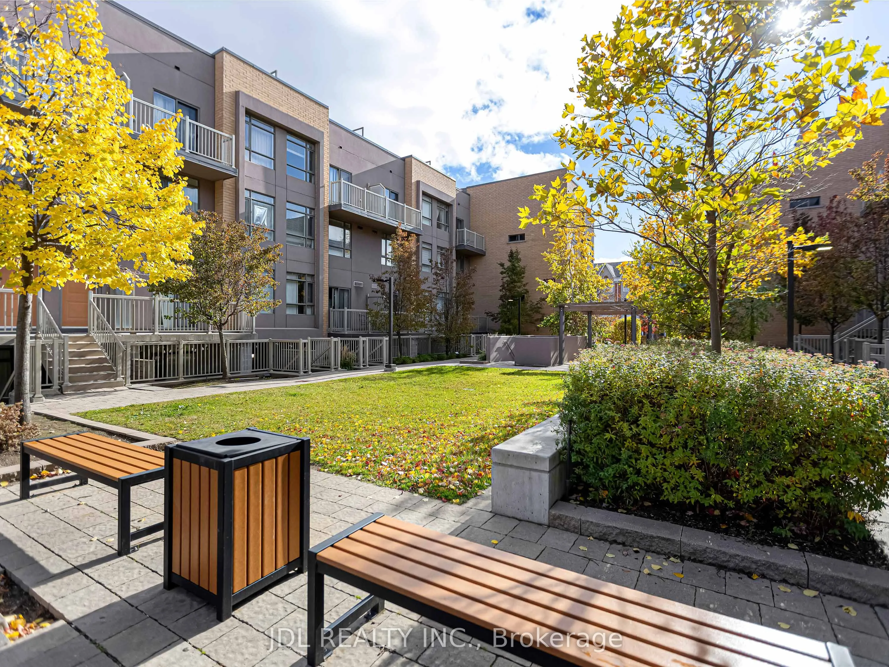 90 Orchid Place Drive #307