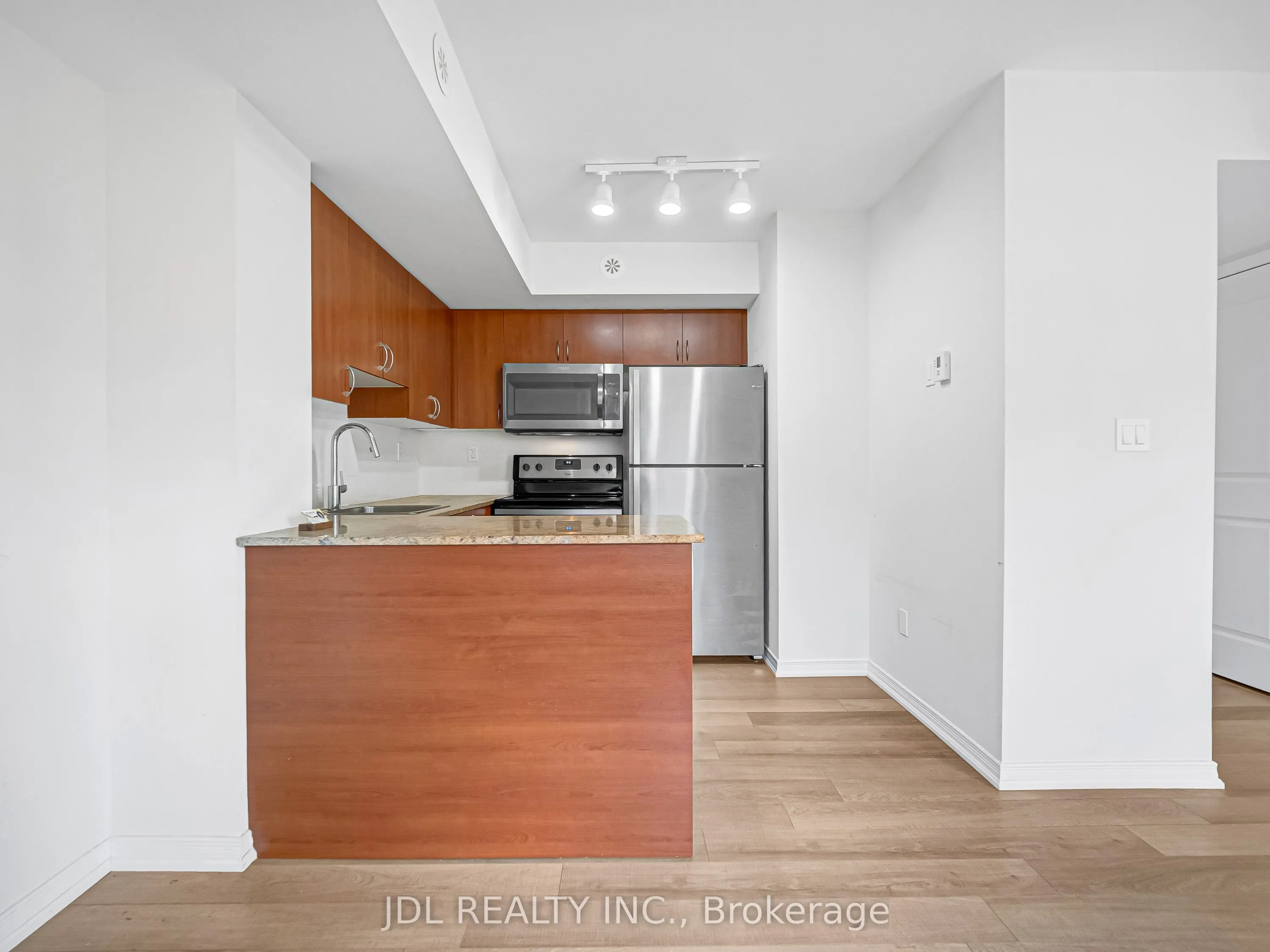 90 Orchid Place Drive #307
