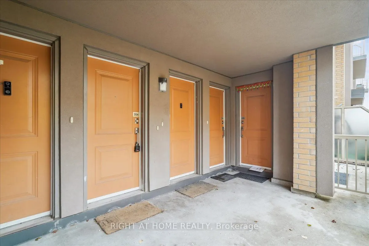 90 Orchid Place Drive #304