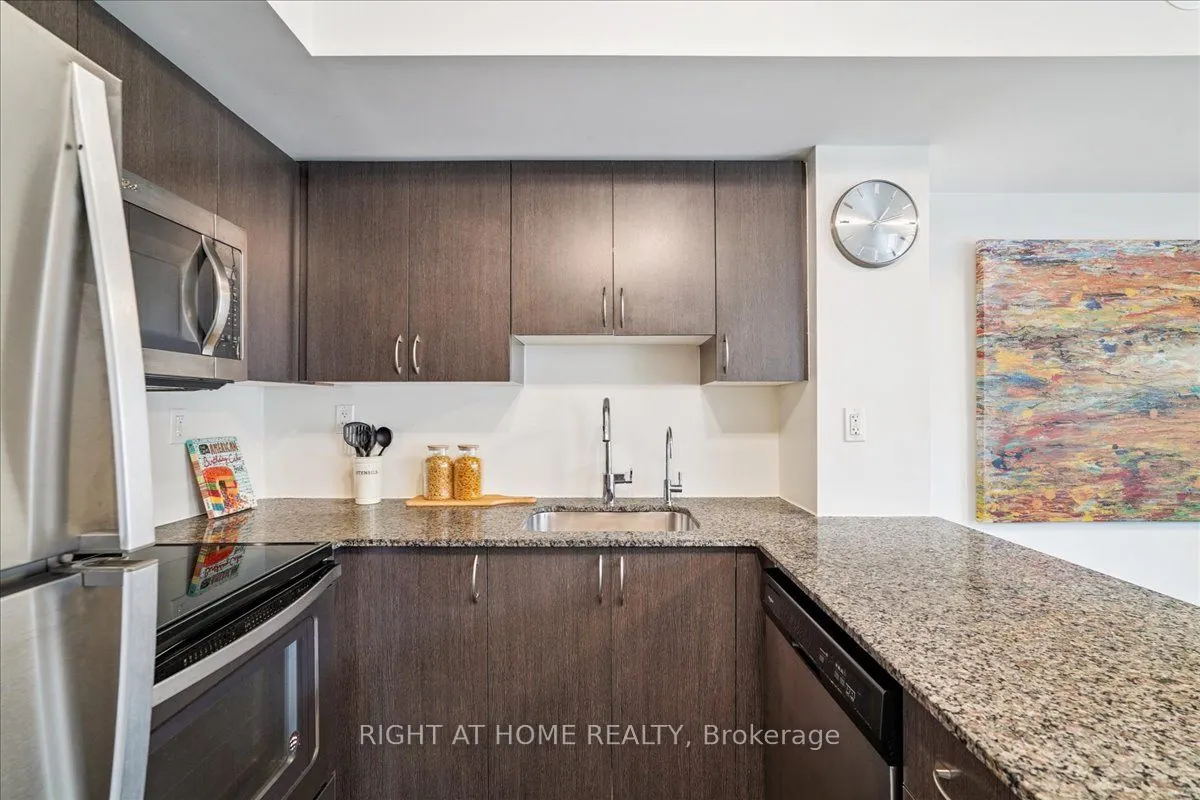 90 Orchid Place Drive #304