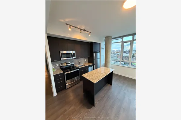 2055 Danforth Avenue #910