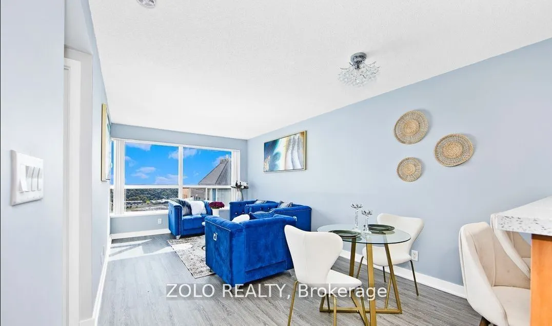 36 Lee Centre Drive #2708
