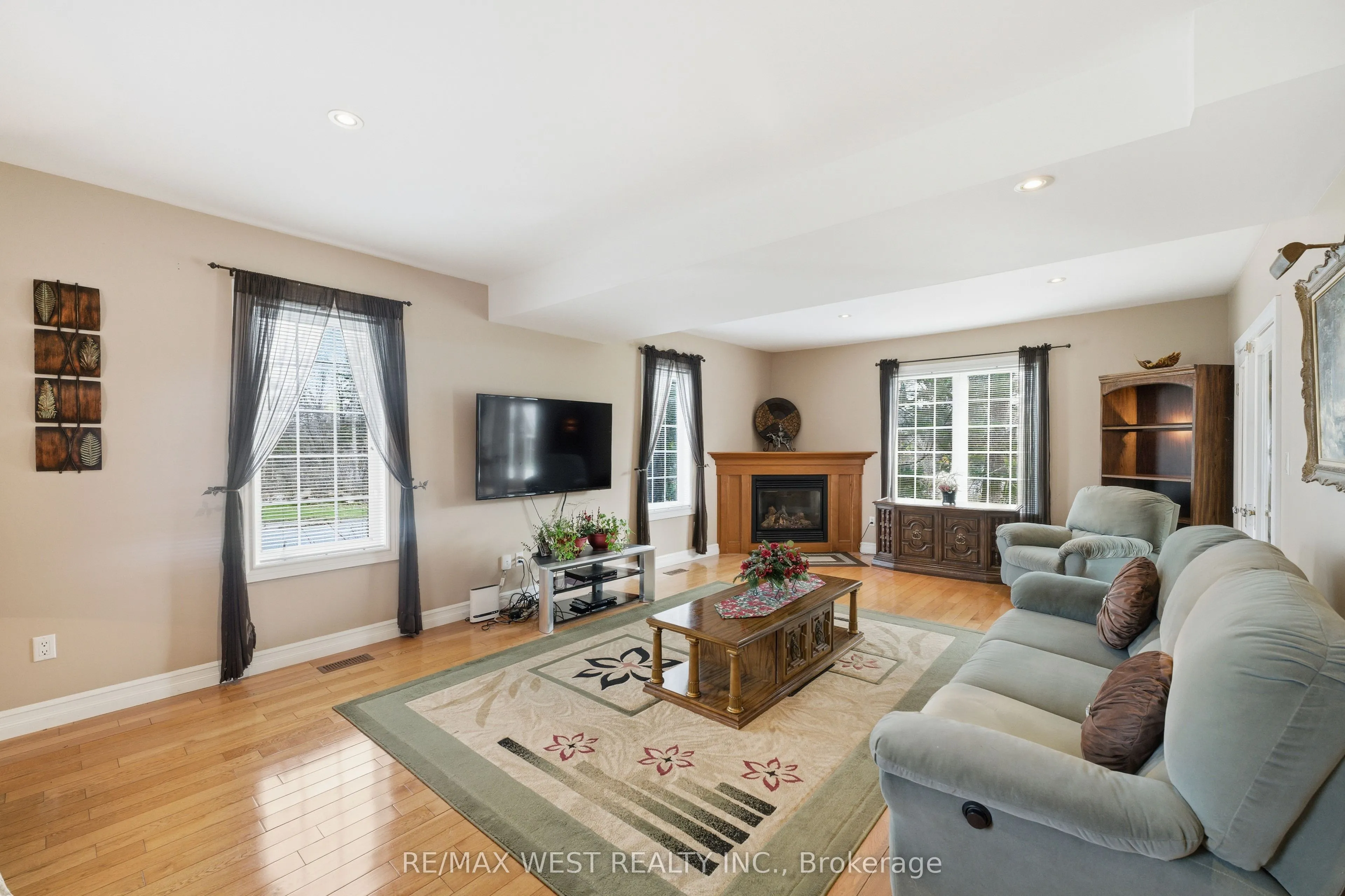 4 Coryell Street