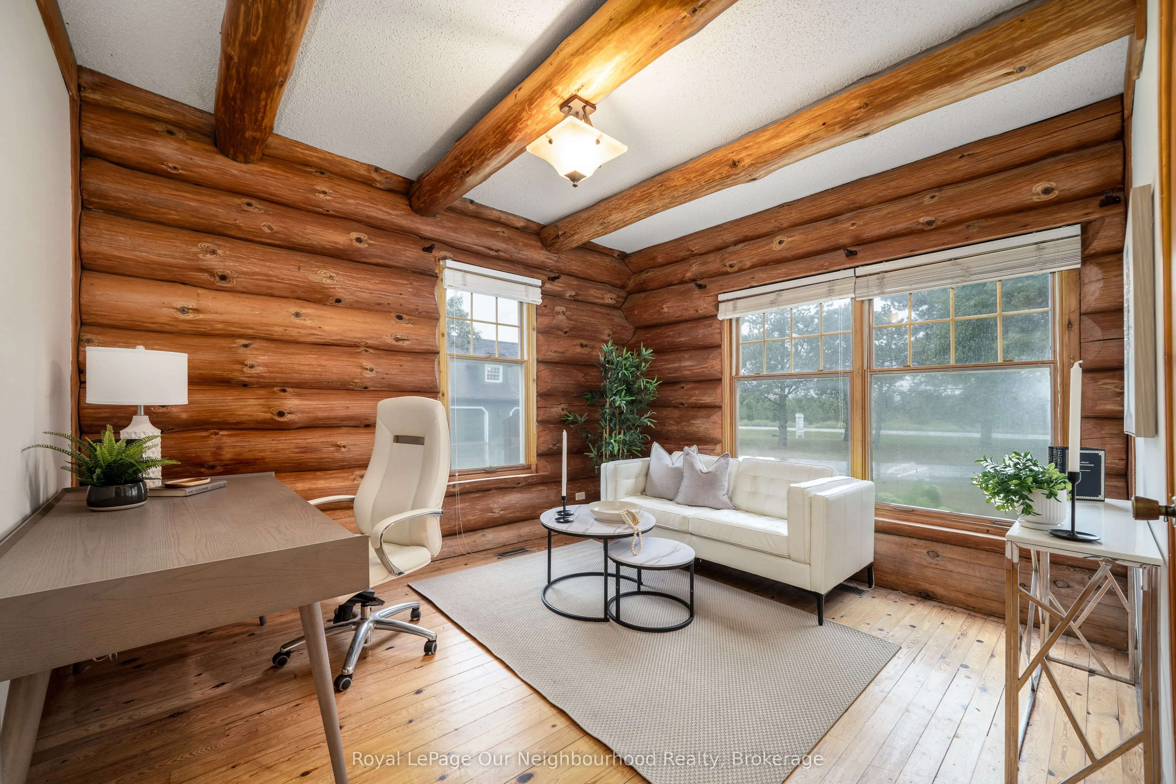 3741 Lakeshore Road E