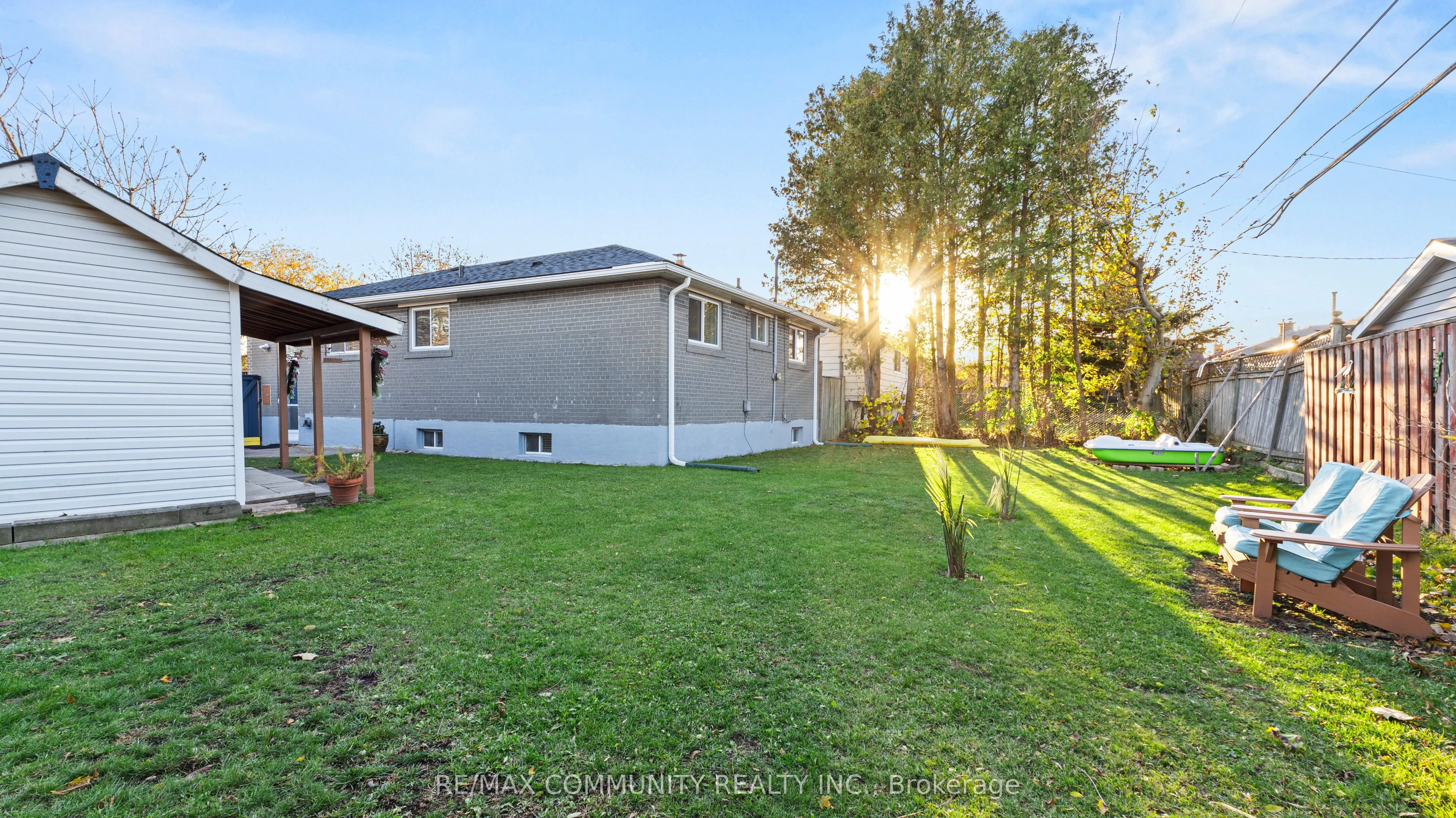 855 Zator Avenue