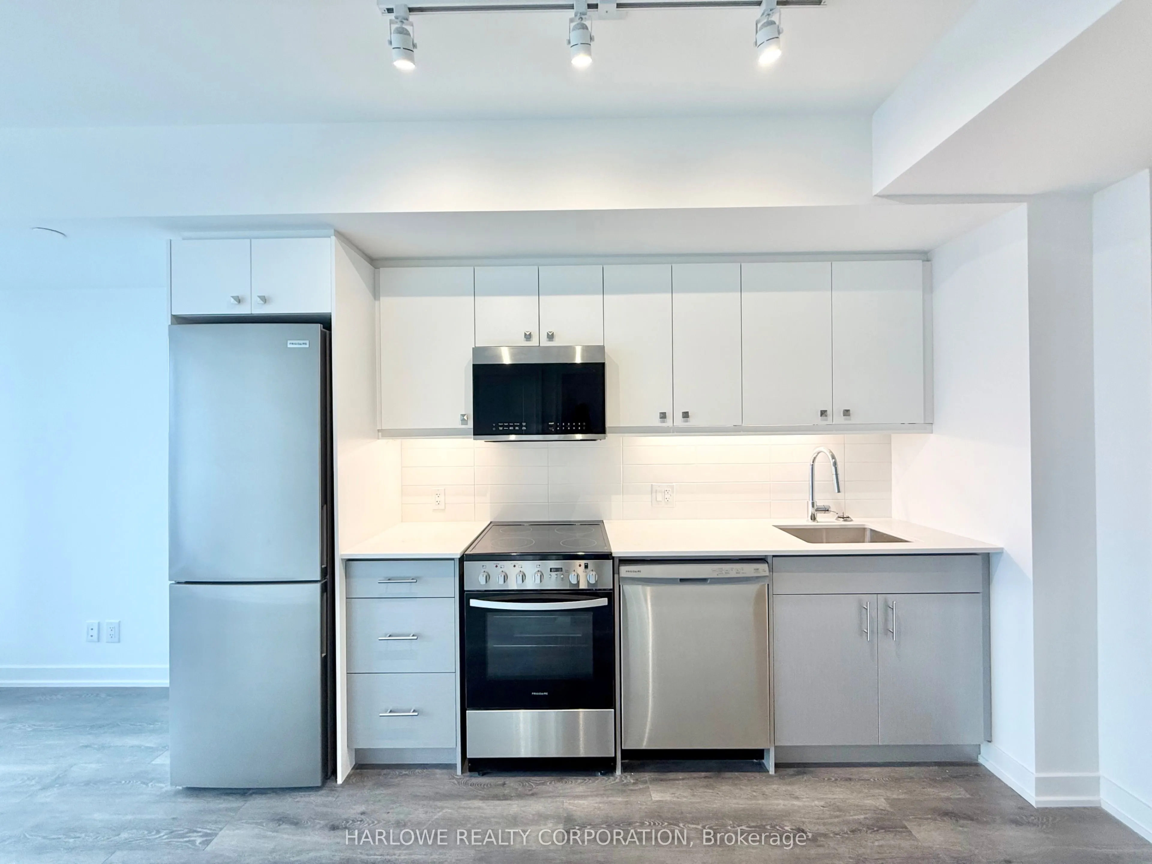 2 Manderley Drive #812