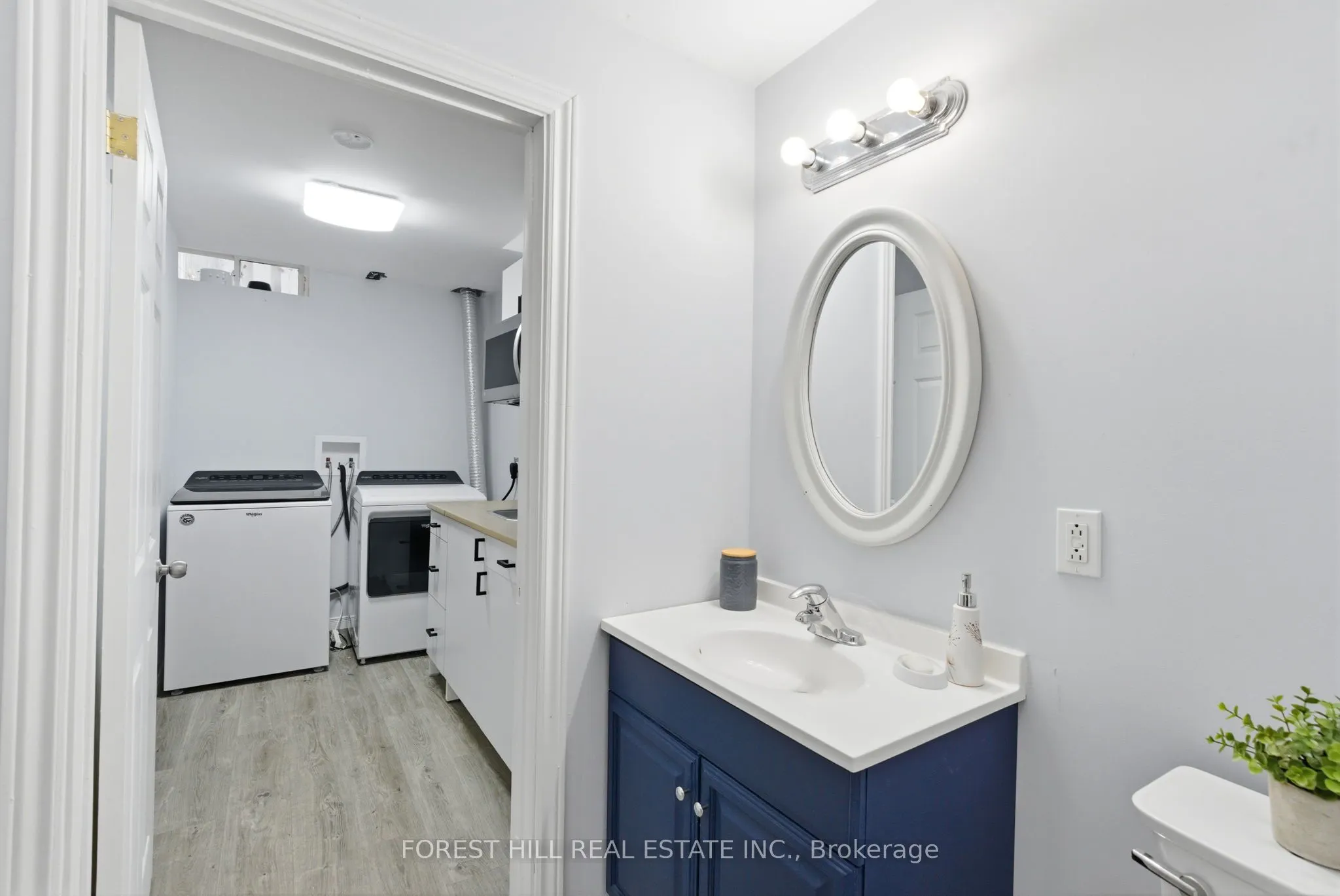 1842 Dalhousie Crescent