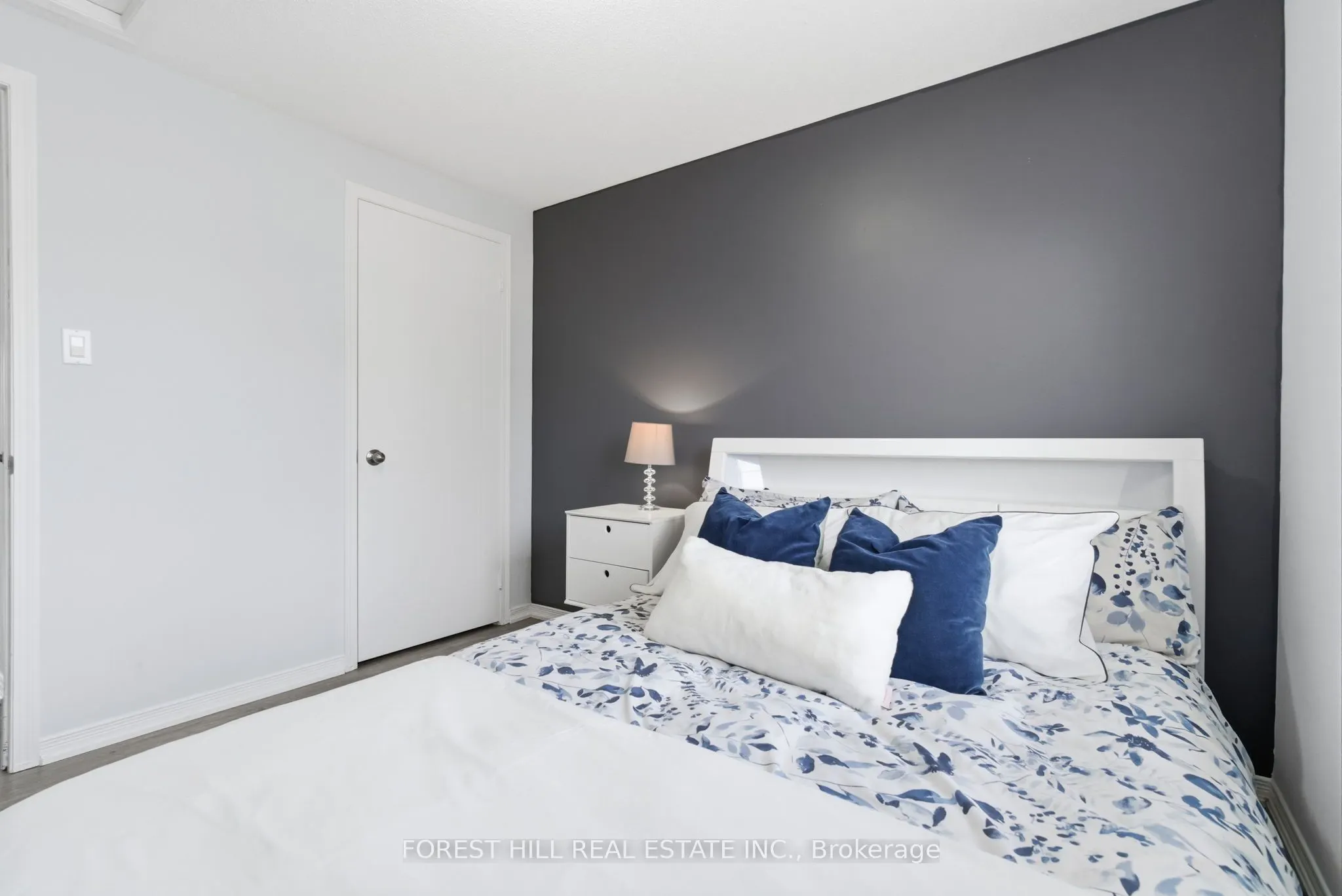 1842 Dalhousie Crescent