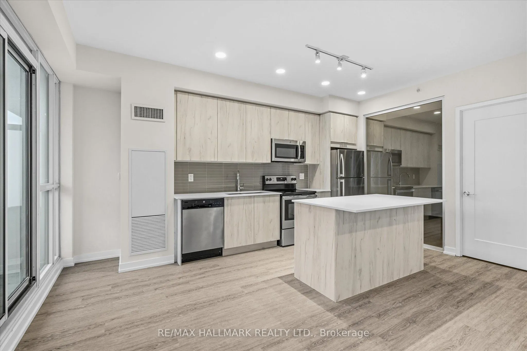 1350 Kingston Road #310
