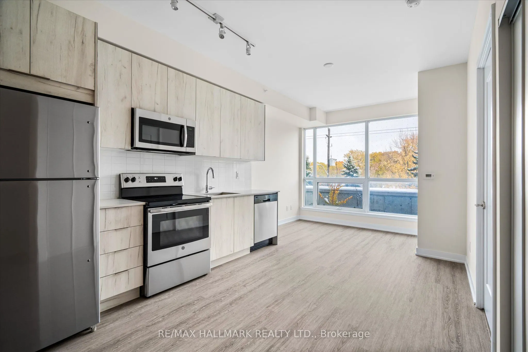 1350 Kingston Road #215