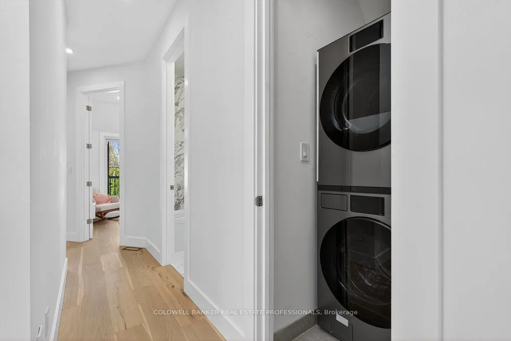 223 Queensdale Avenue