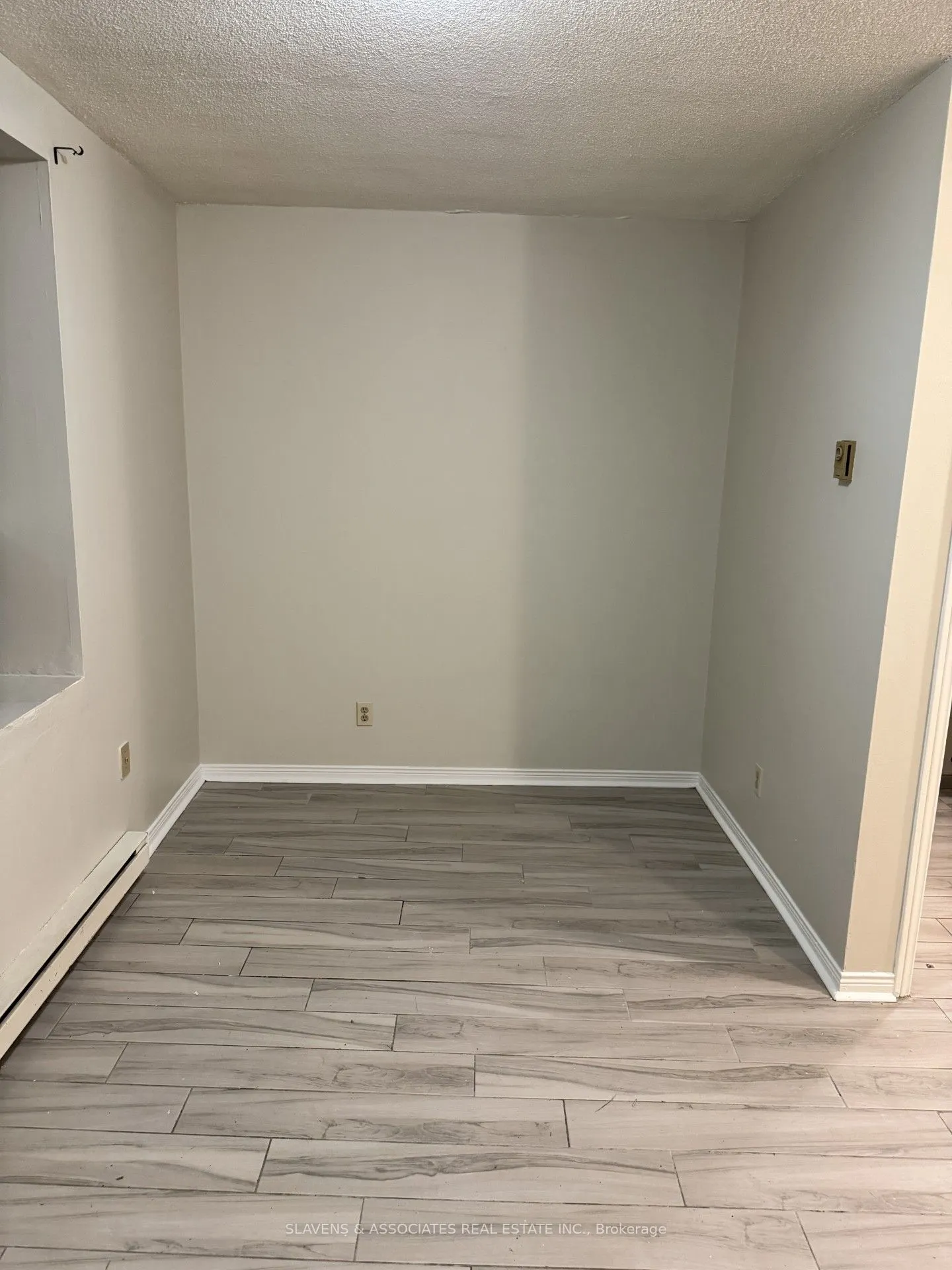45 King Avenue W #9