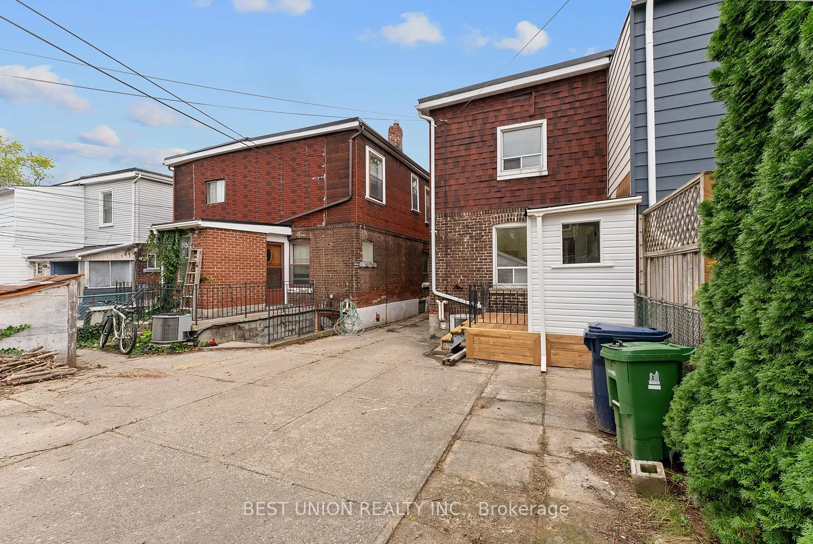 898 Greenwood Avenue