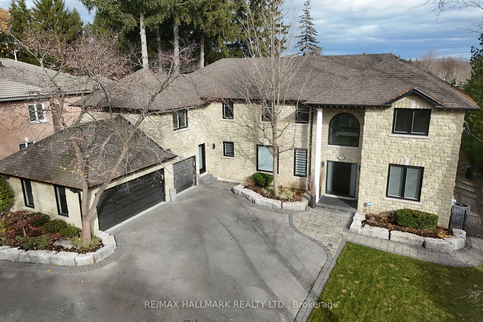 88 Colonel Danforth Trail