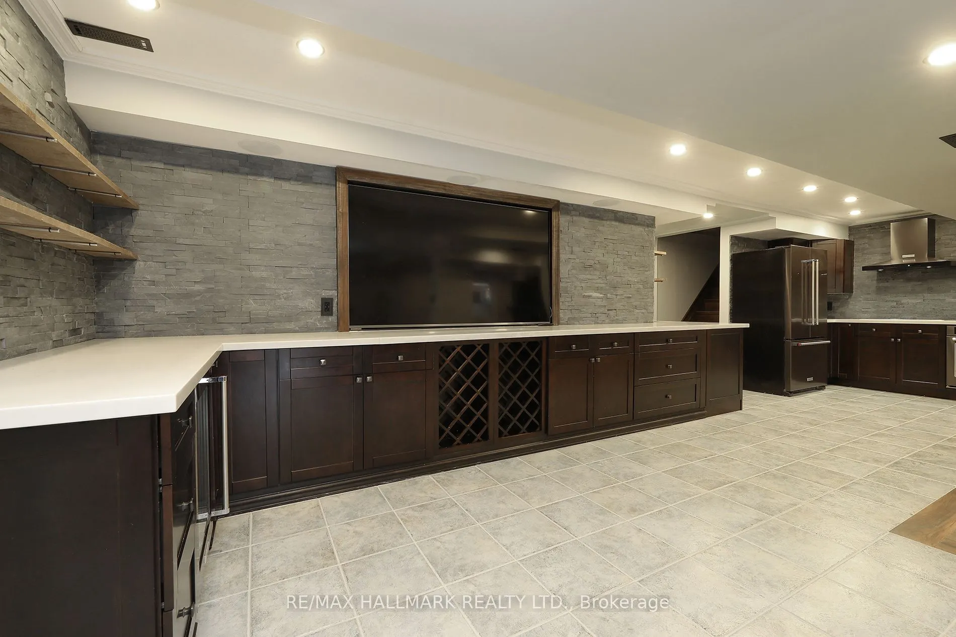 88 Colonel Danforth Trail