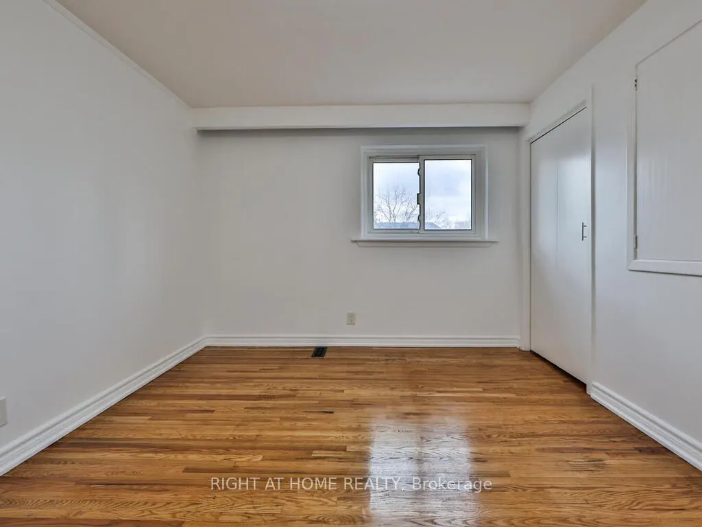 9 Allister Avenue