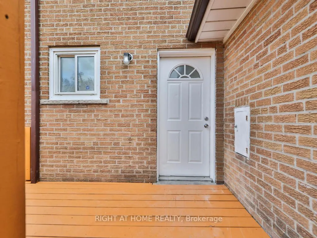 9 Allister Avenue