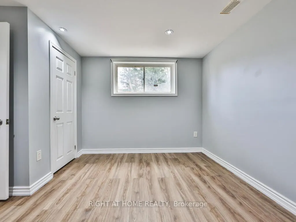 9 Allister Avenue