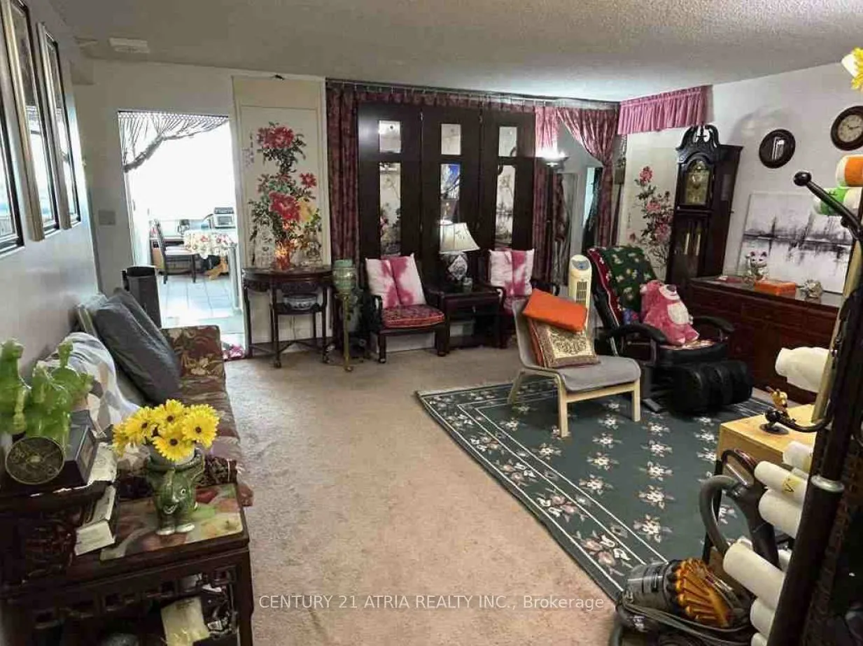 80 Alton Towers Circle #1913