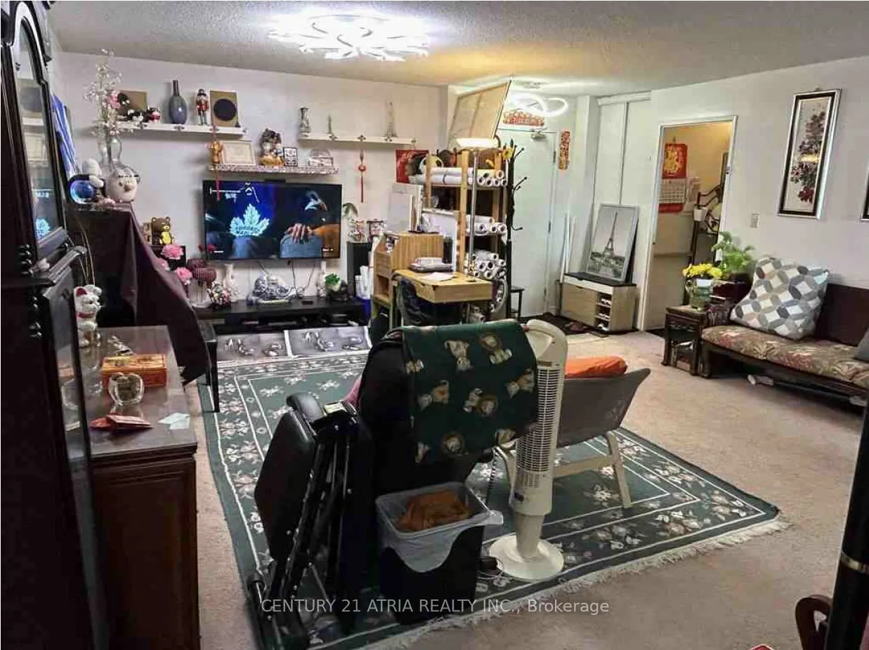 80 Alton Towers Circle #1913