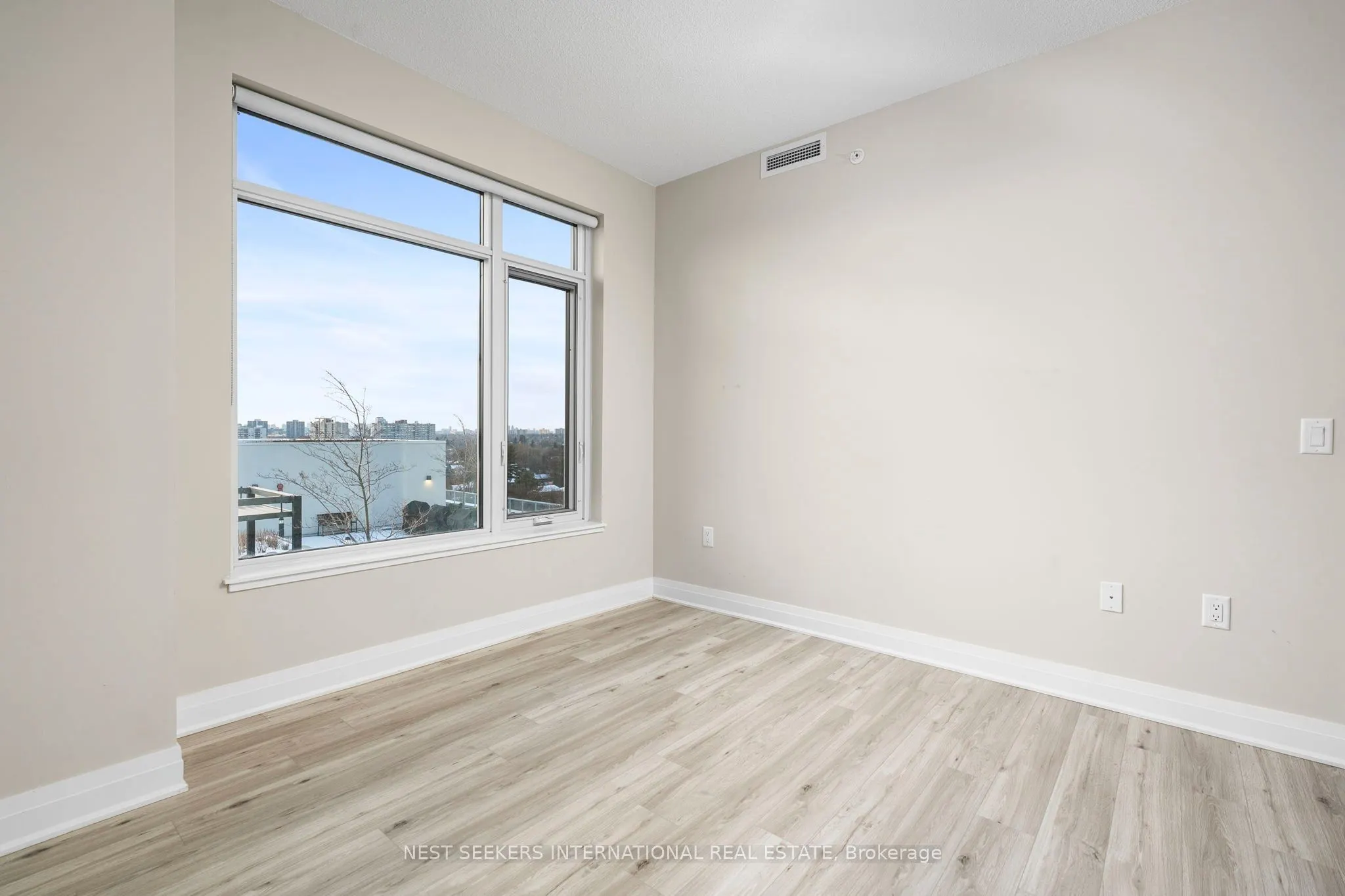 3220 Sheppard Avenue E #809