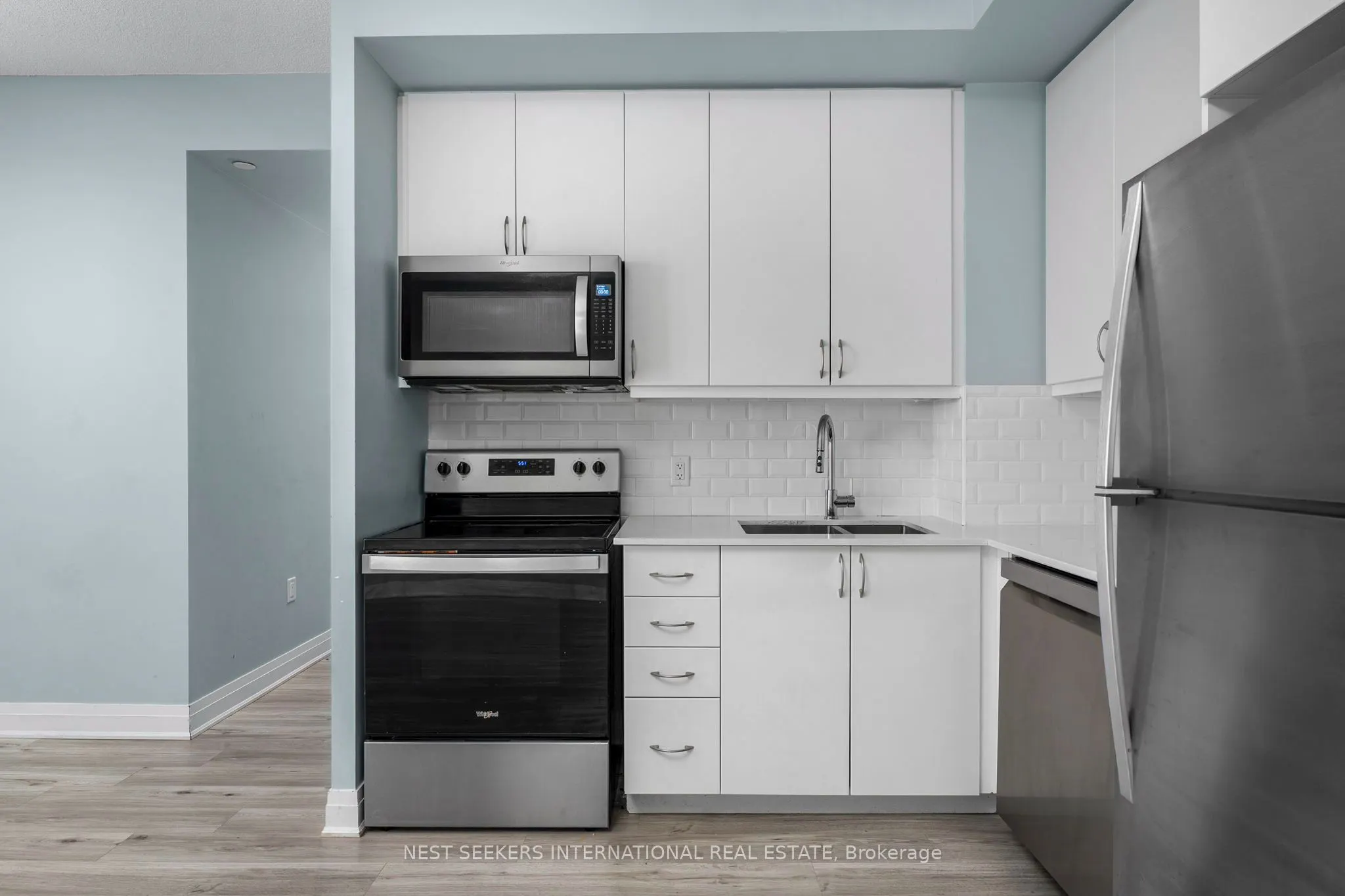 3220 Sheppard Avenue E #809