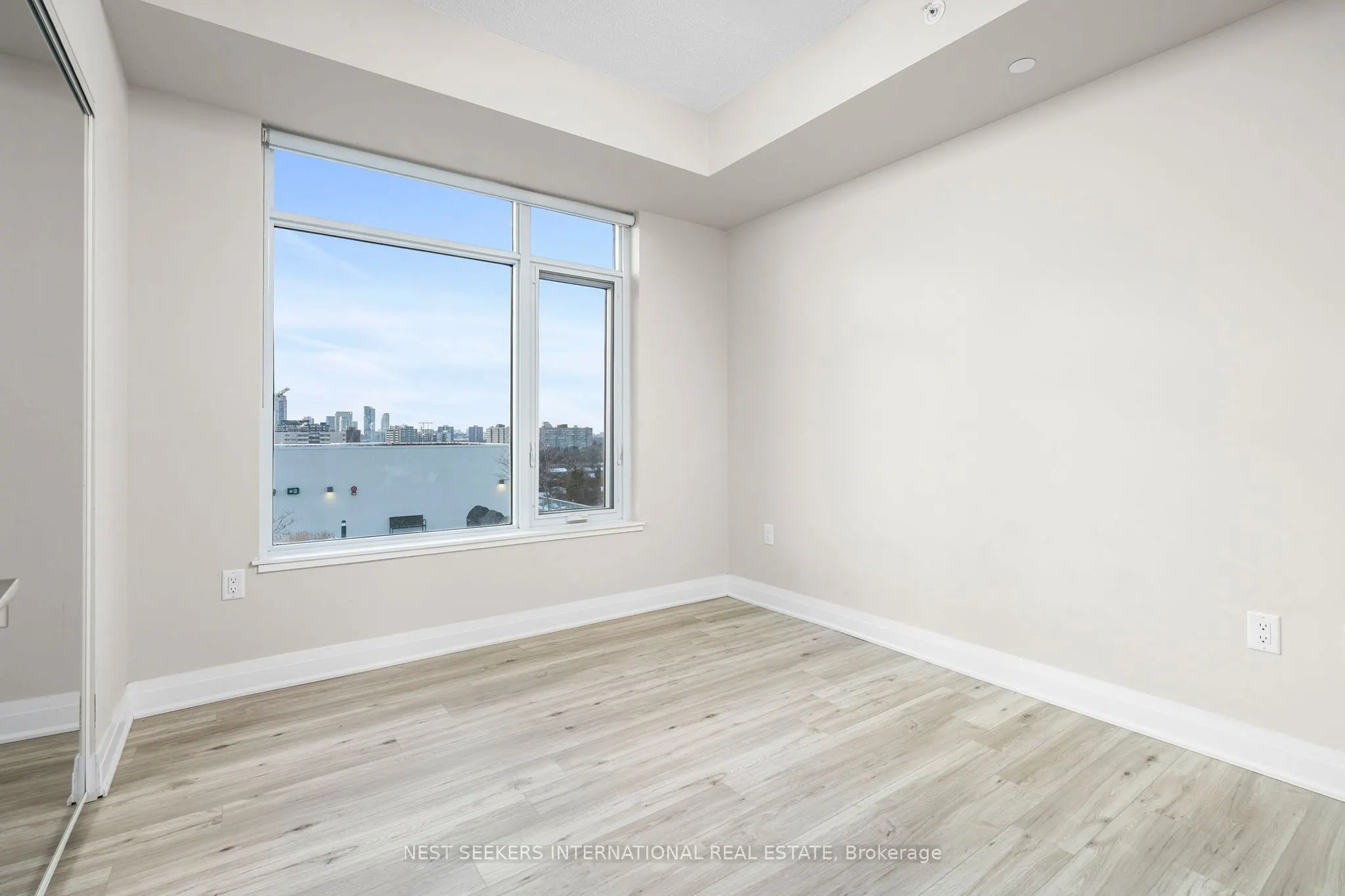 3220 Sheppard Avenue E #809