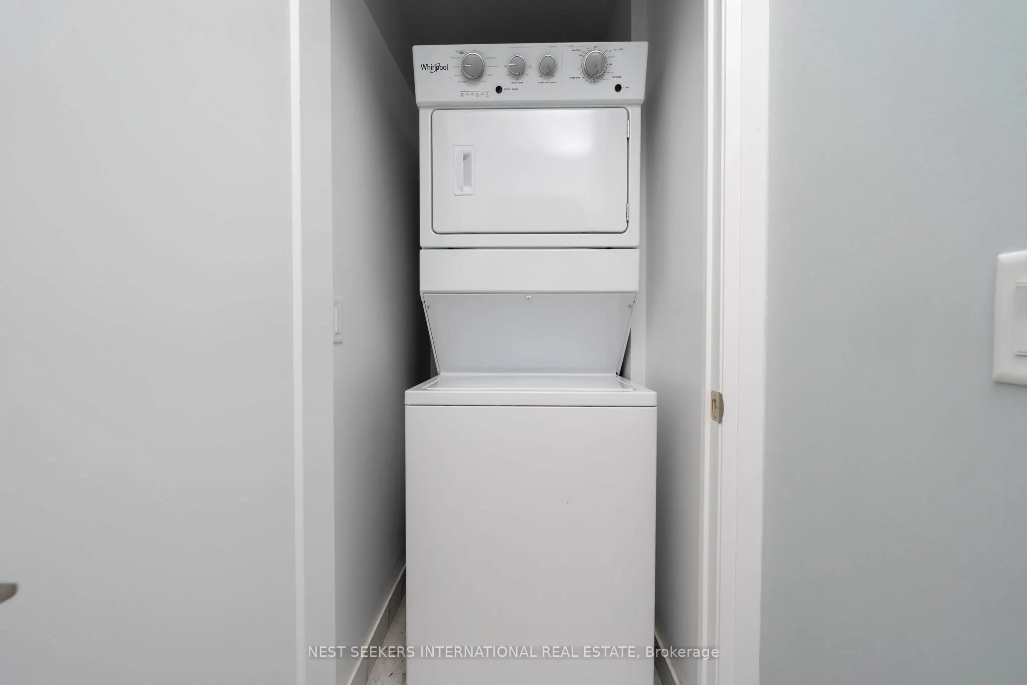 3220 Sheppard Avenue E #809