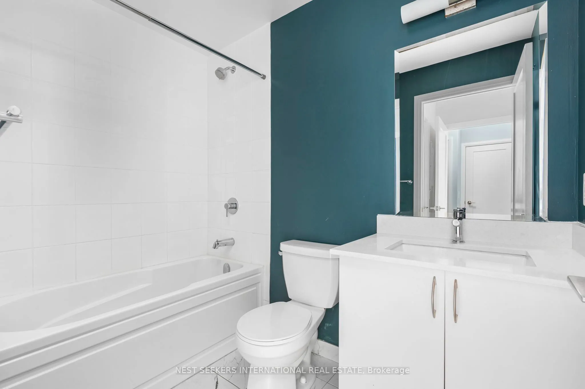 3220 Sheppard Avenue E #809