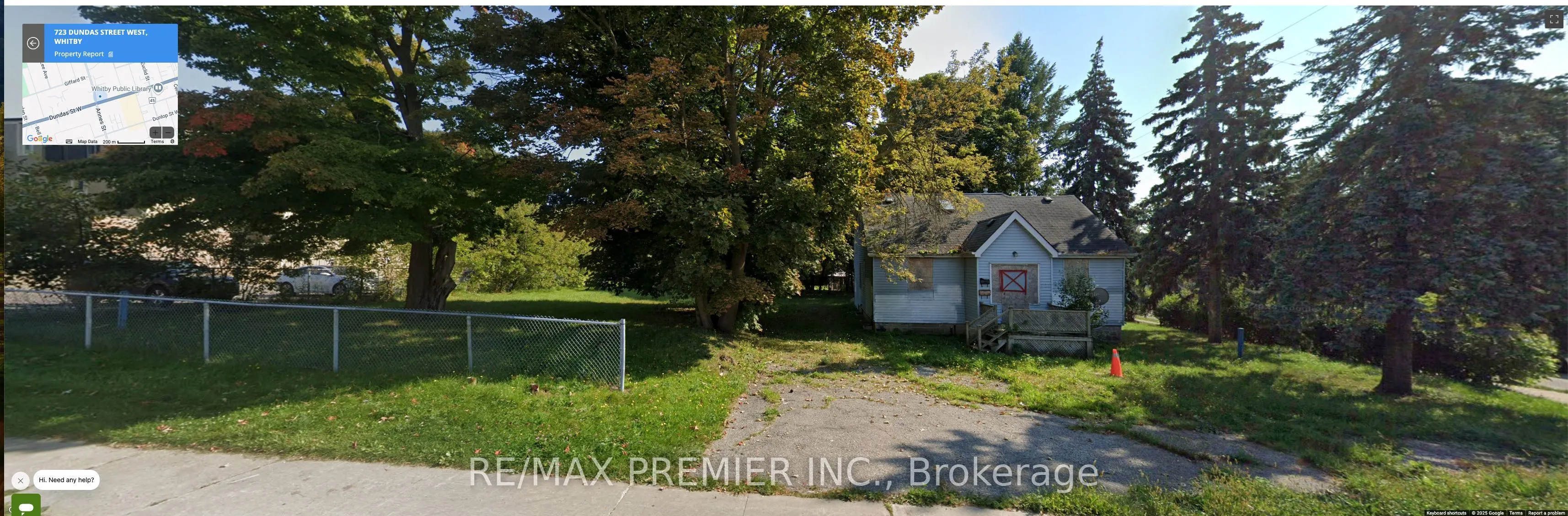 723 Dundas Street W