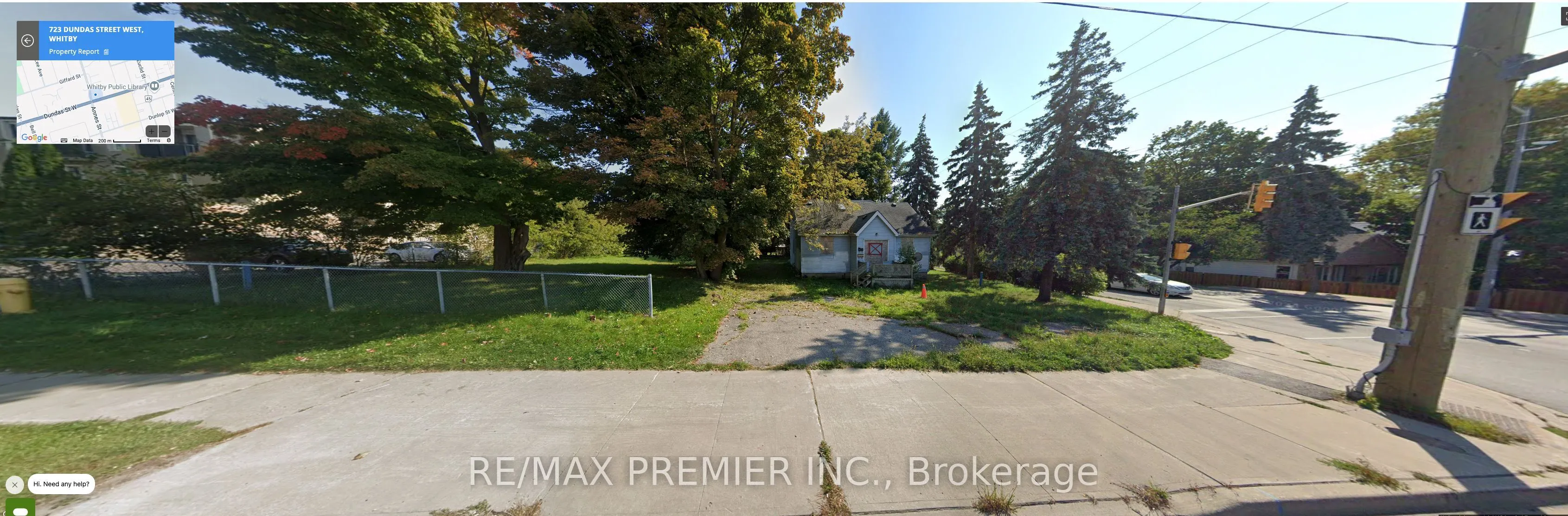 723 Dundas Street W