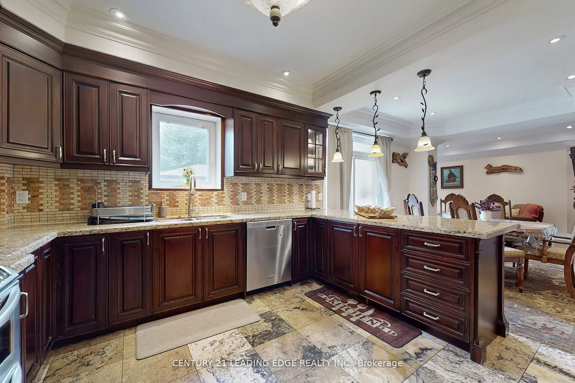 11 Bellvare Crescent