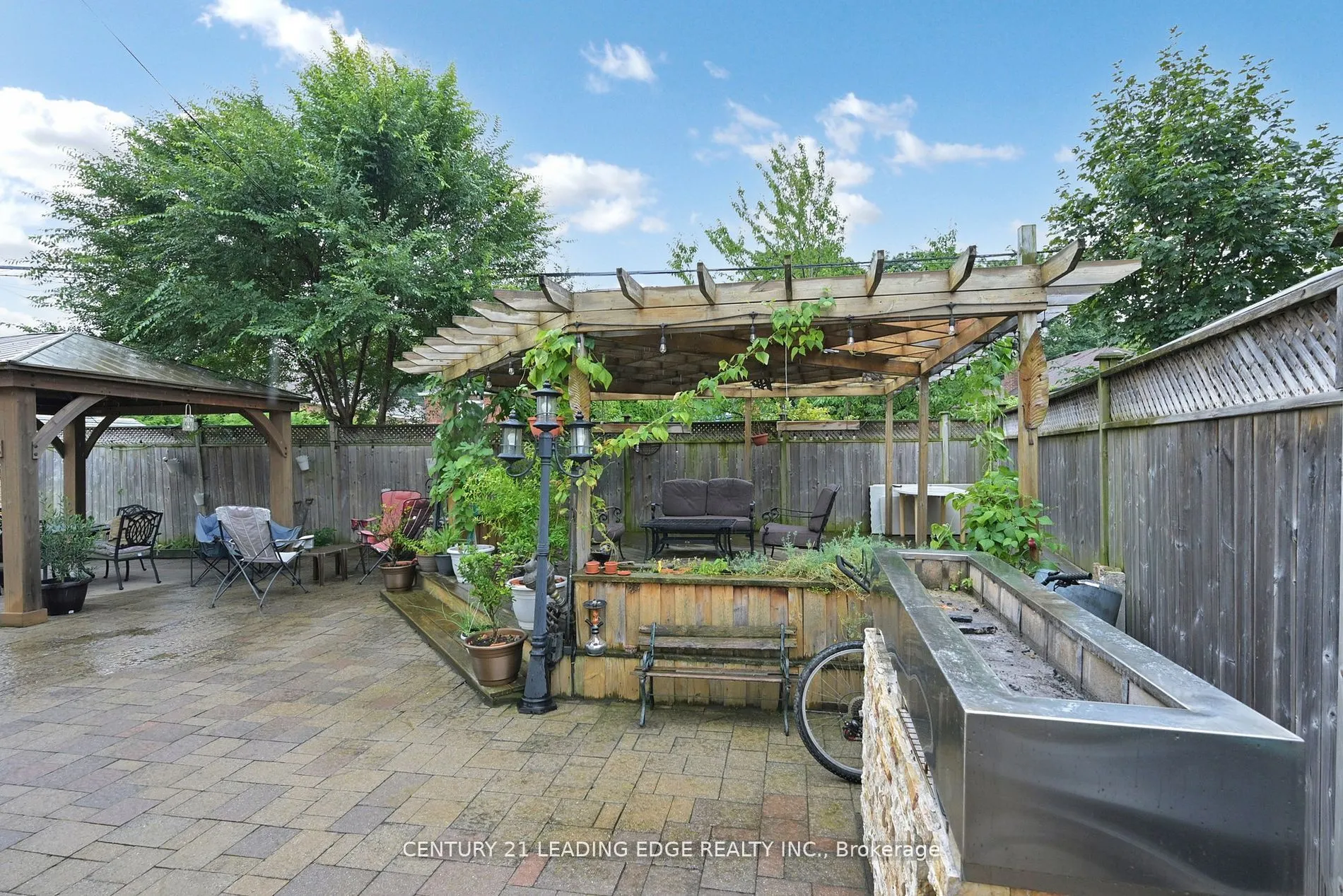 11 Bellvare Crescent